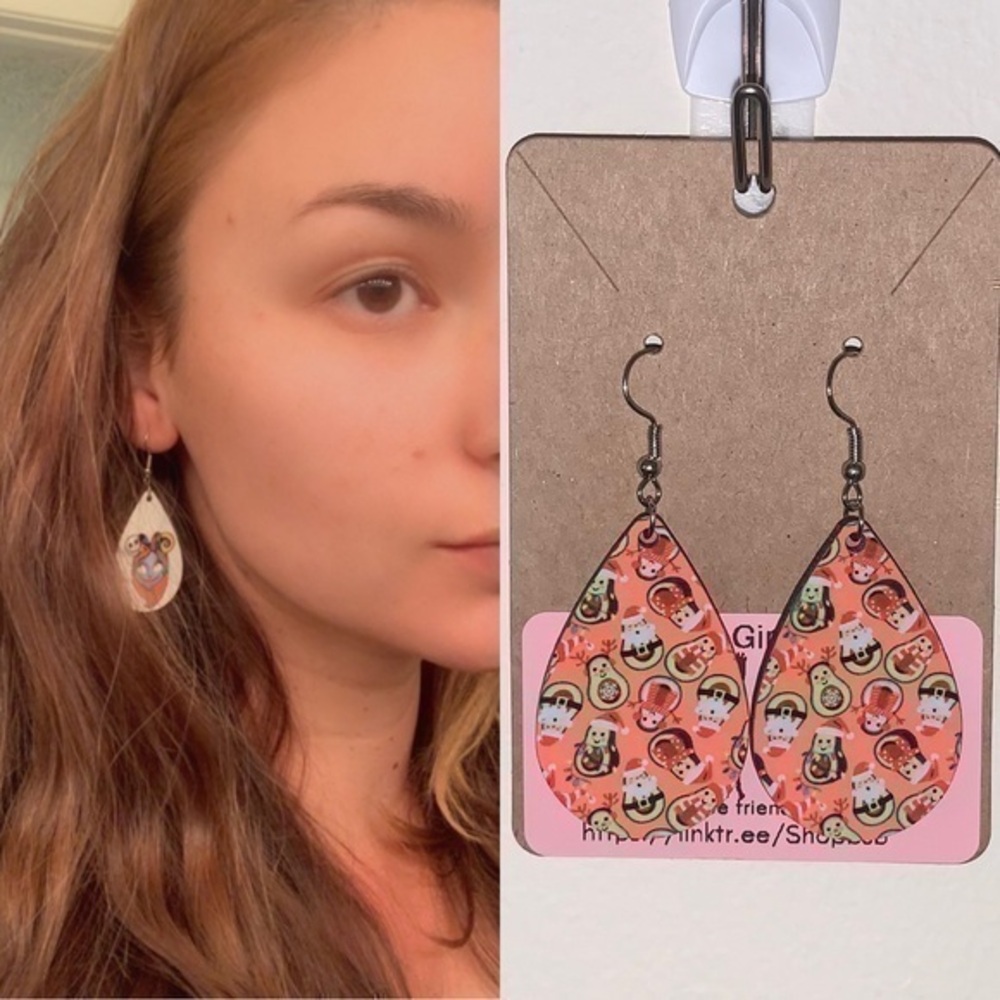 Avocado holiday wood tear drop earring set new